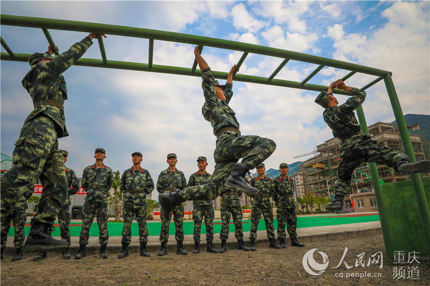 �ؑc�侯�����Ċ^�������r ���𾚱����ഺ��4��