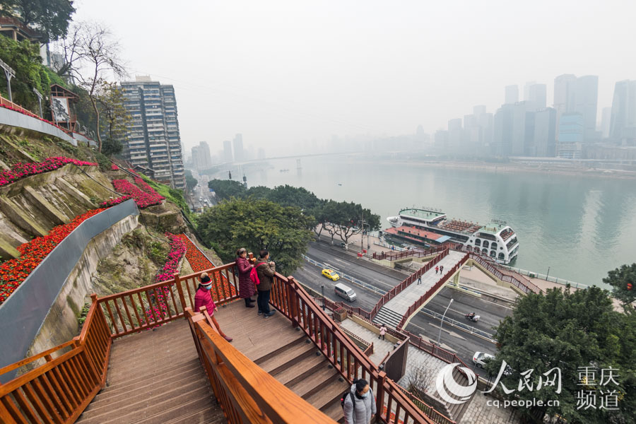 �����ڗ��������e�^���� �u���z