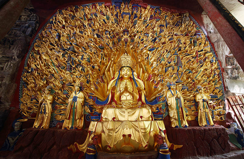 ���ɽʯ�ߵ�8̖����ǧ���۴��������_���Ҕz