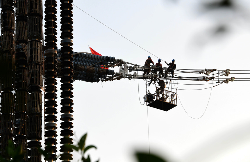 IˆTڰQ-Kظ߉·ԽLFʩȫz