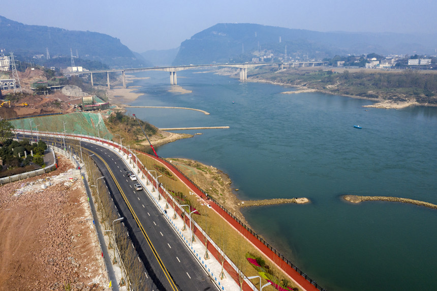 ՞I·ڣGɫĽc꽭ˮӳȤ͢z