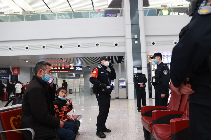 �񾯎����ÿ��һ���ɢ�ĺ�����