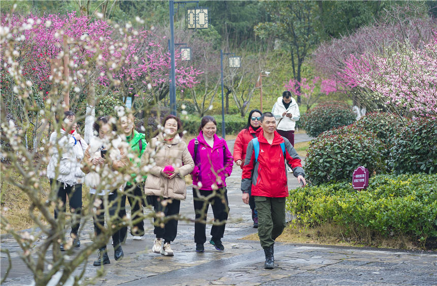 ؑcϴ^^÷@N÷`M@ɫz