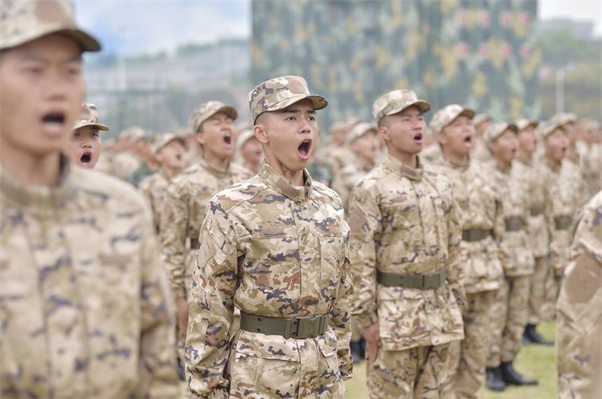 ±IrgLĘ܊˵Ě|Zz