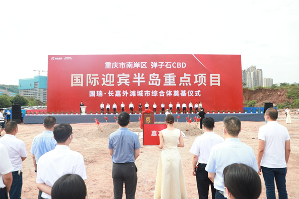 ��ӬF�������𹩈D