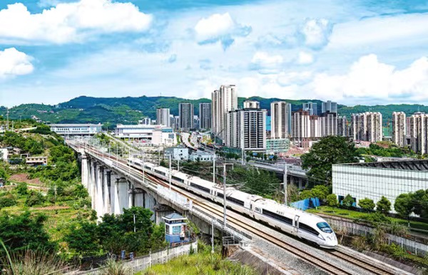 ���f���Fͨ���{��^���_�݅^ί���������D