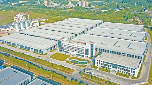 嘉耀家居生產基地。前鋒區融媒體中心供圖