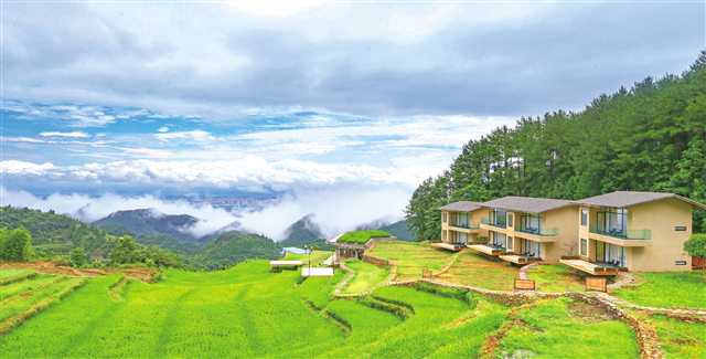 墊江全力打造都市度假的核心承載地，山地運動的體驗地，溫泉康養的目的地，山居生活的體驗地。（圖為全國甲級旅游民宿 墊江“飛蔦集——巴谷·宿集”）