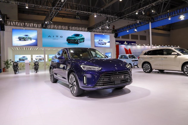 AITO問界M5。小康集團供圖