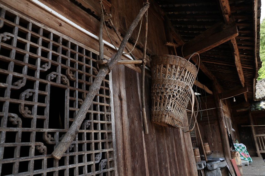 黔江區阿蓬江鎮青杠村小寨民居。楊敏攝