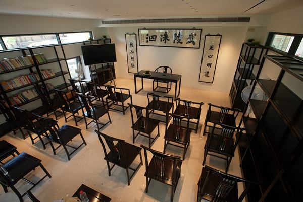 為村明德書院為村明德書院。