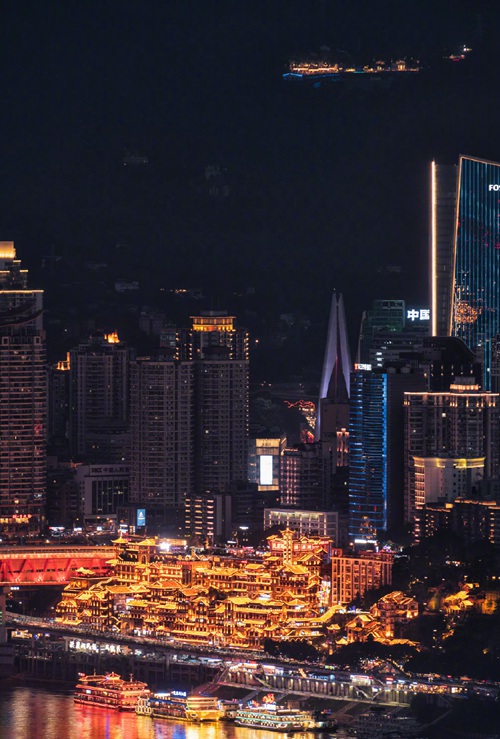 “249米一眼看重慶”活動攝影作品。觀音橋1號供圖