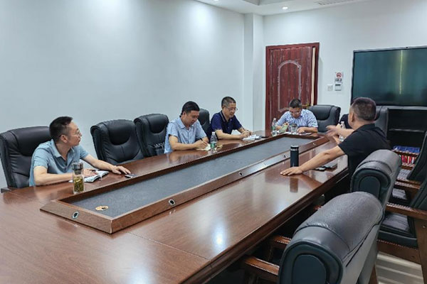 會議現場。石柱縣衛生健康綜合行政執法支隊供圖