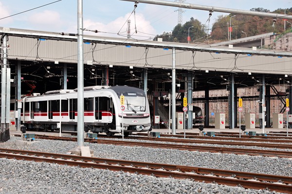 9號線二期不載客試運行。重慶交通開投軌道集團供圖