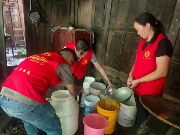 保障村民用水。受訪者供圖