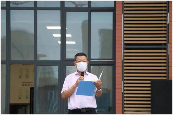 重慶科學城明遠未來中學校長王俊。雷鍵攝