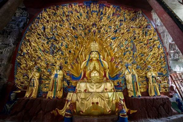 大足石刻千手觀音。羅國家攝