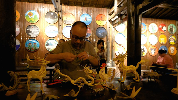 酉州古城耍事多。酉陽縣委宣傳部供圖