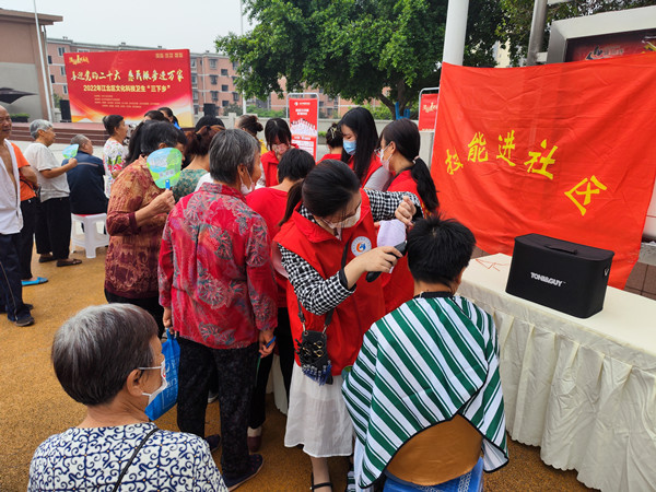 三下鄉活動現場。雷婷婷攝  