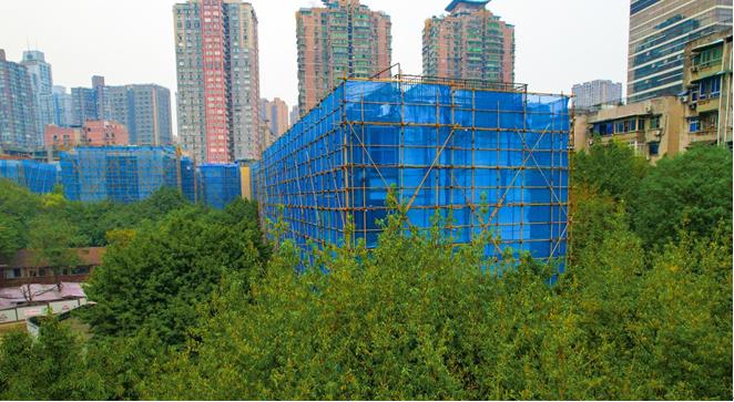 民主村片區正在改造中的小區。九龍城市更新公司供圖