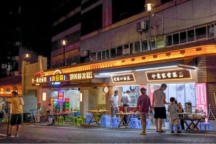 改造完成的國美支路呈現出新的城市風貌。九龍城市更新公司供圖