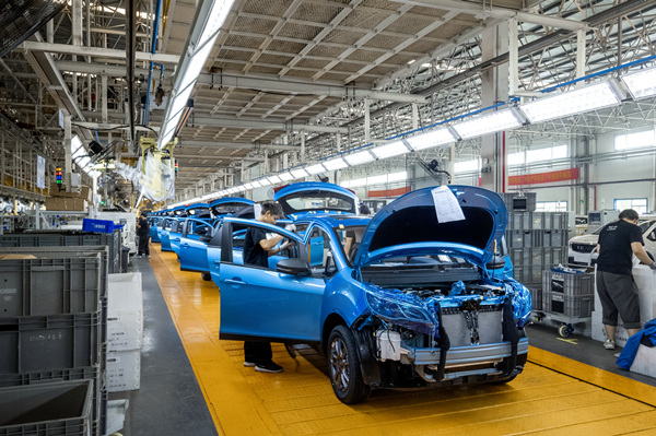 北碚區睿藍汽車生產線。北碚區融媒體中心供圖