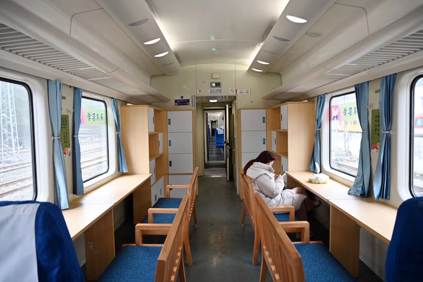 “學習車廂”。羅希雅攝