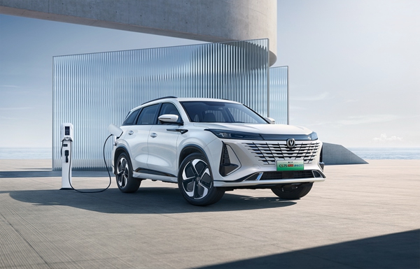 第三代CS75PLUS智電iDD配備28.39kwh大容量電池。 長安汽車供圖