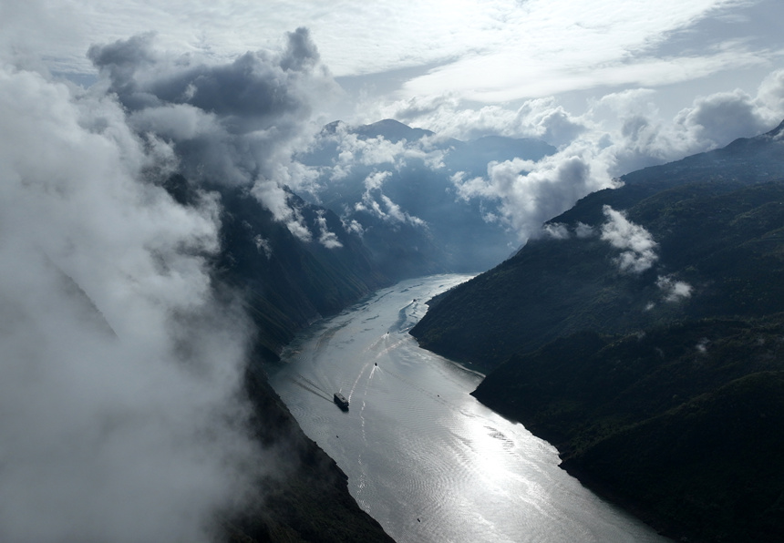 雨過天晴后的巫峽景色。譚瑜州攝