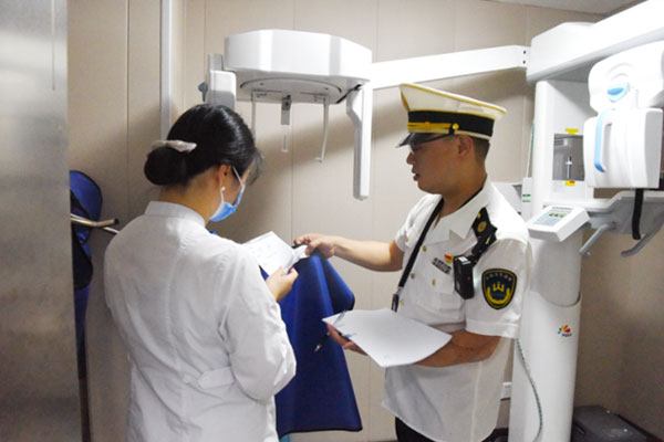 檢查現場。江津區衛生健康綜合行政執法支隊供圖