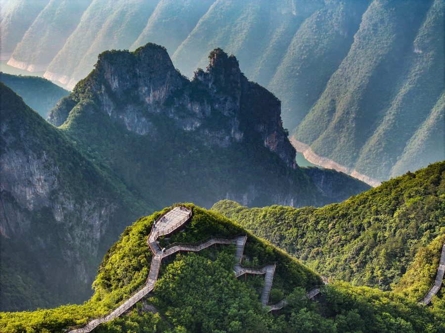 夏日巫峽美。王正坤攝