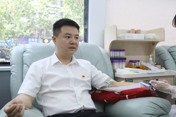 無償獻血現場。