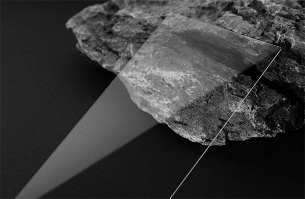 高端電子蓋板玻璃產品。受訪者供圖