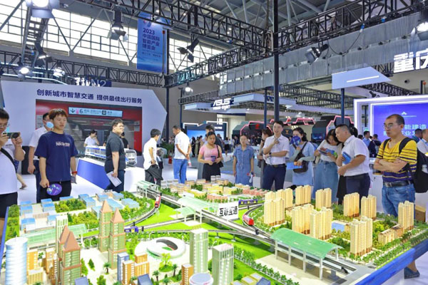 重慶軌道交通基于CBTC的互聯互通跨線運營模型演示。重慶交通開投集團供圖