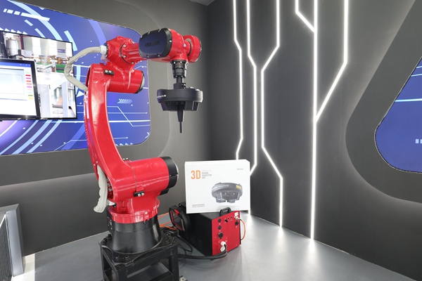 3D涂膠質量在線檢測系統。幸鴻宇攝