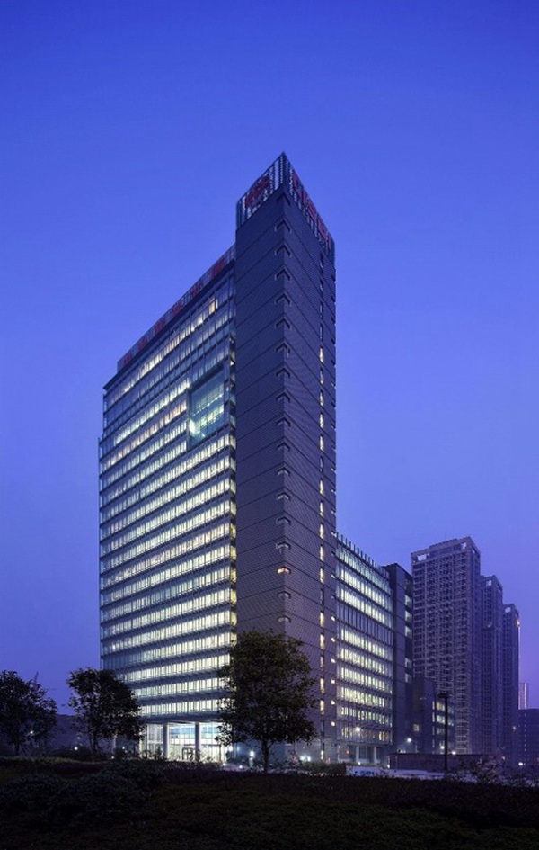 胡朝暉主持設計的賽迪大廈。受訪人供圖