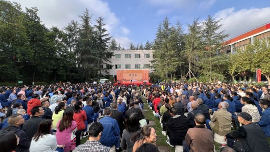 慶典現場。肖江川攝