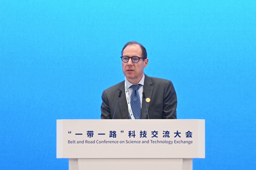 卡斯特·芬克。鄒樂攝