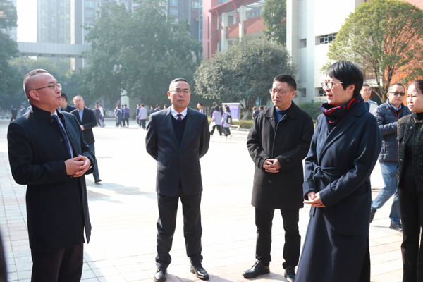 調研魯能巴蜀中學。向詩佳攝