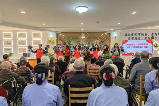 康養苑日?；顒?。西南大學醫院供圖