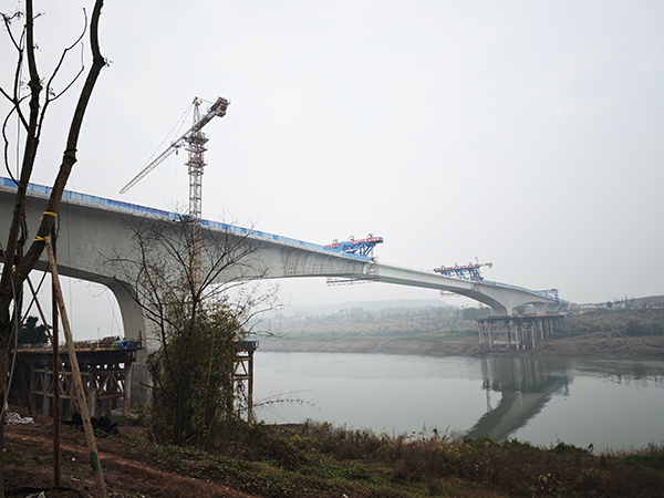 廣陽灣大橋合龍現場圖。檢測中心供圖