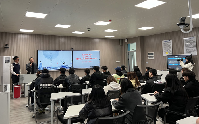 胡洋平、劉明旭為學子分享