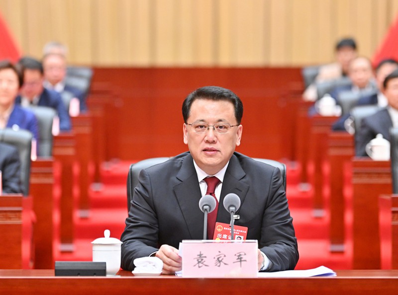 1月24日下午，市六屆人大二次會議閉幕。市委書記袁家軍出席閉幕會并講話。記者 蘇思 攝/視覺重慶