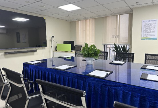 遠程醫療會診中心。重慶愛爾眼科醫院總院供圖