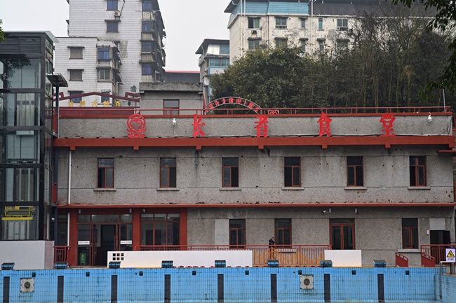 龍灘子街道長者食堂。李波攝