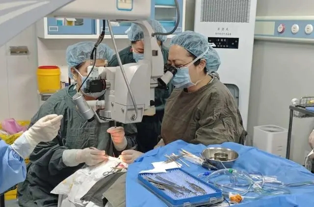 患者正在手術中。醫院供圖