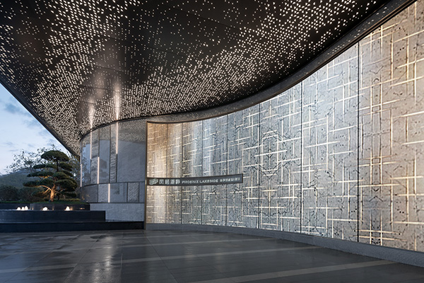 鳳棲湖畔營銷中心實景圖。重慶龍湖供圖