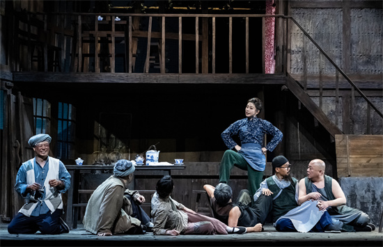 《河街茶館》劇照?？菇ㄌ霉﹫D