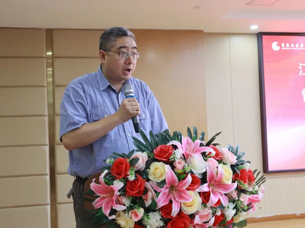 周游講話。重慶西區醫院供圖