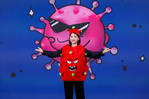 周鈴演講現場。重慶松山醫院供圖